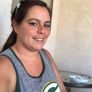 Meet your Posher, Angie